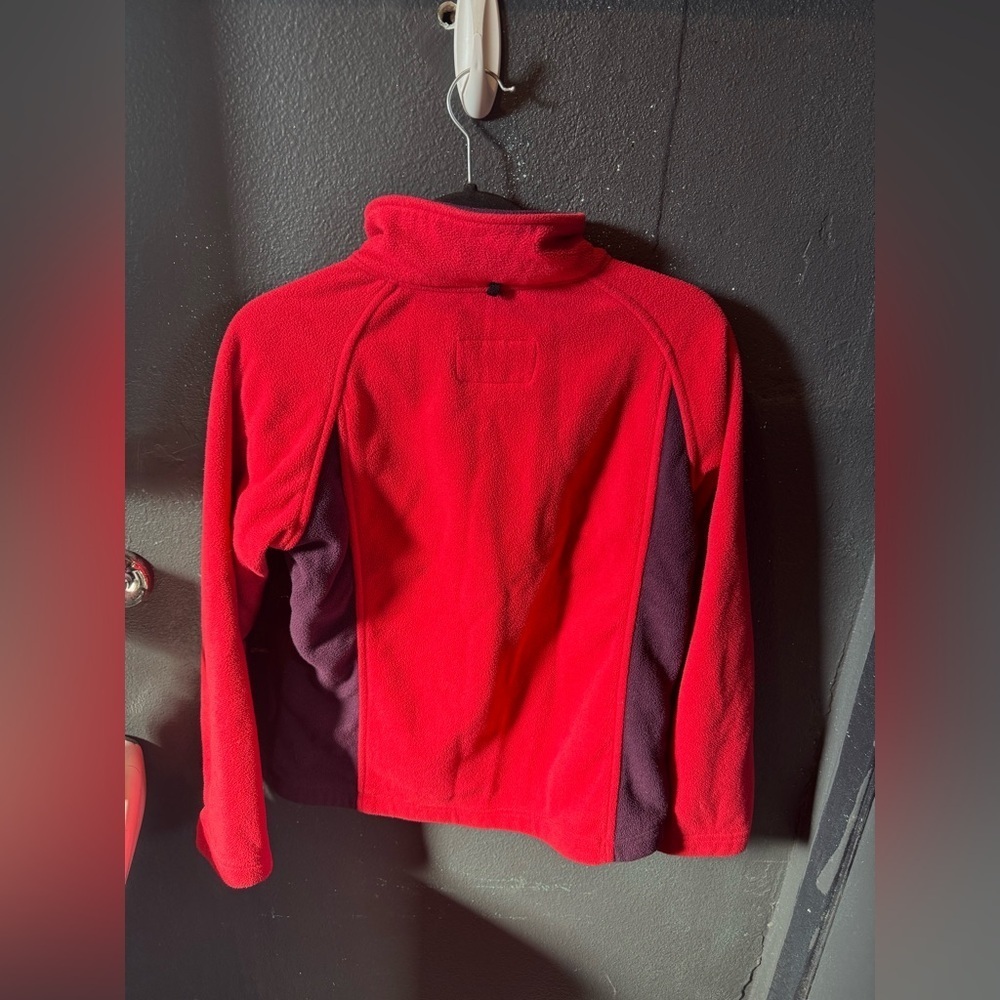 Women’s Jack Wolfskin Pink Purple Fleece Jacket - Picture 4 of 4
